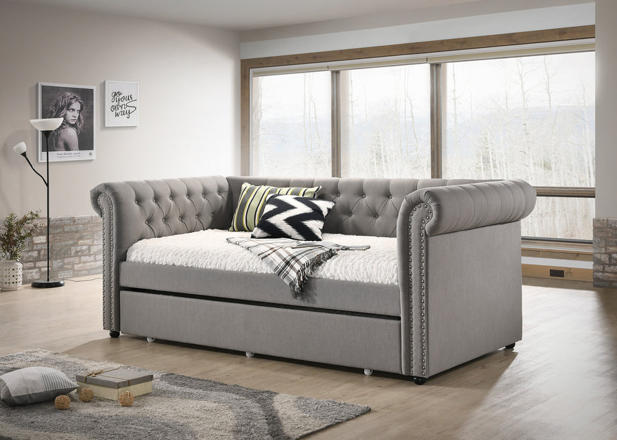 Dove Gray Tufted Daybed | Nailhead Trim Pull-Out Trundle